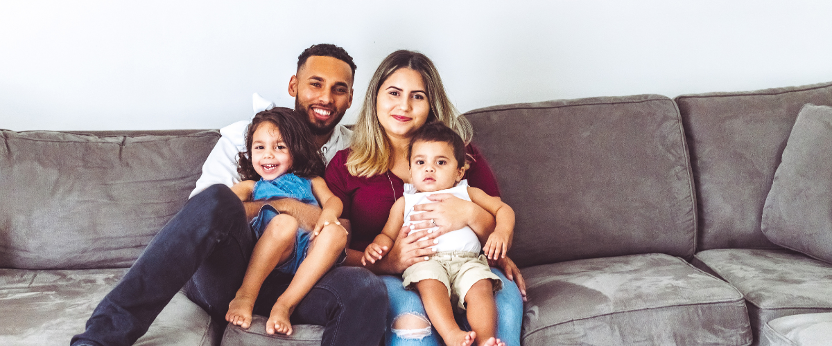 Symbolbild einer geflüchtete Familie zum Schutz unserer Klient*innen